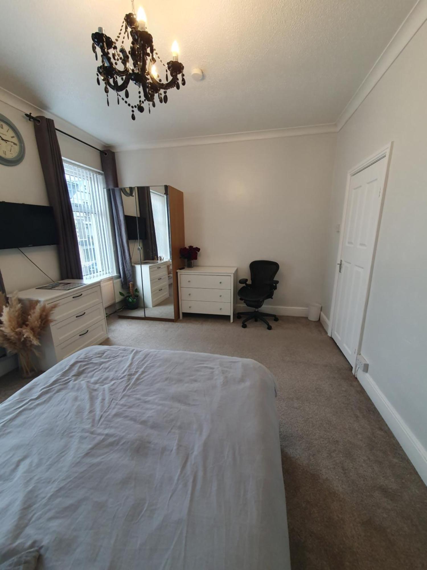 Private Luxury Double Room In Cardiff Exterior foto
